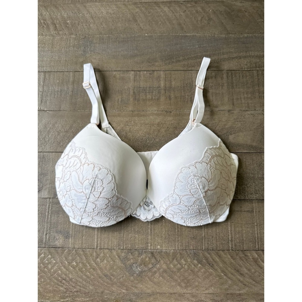Maidenform Women's White Love the Life Push Up Underwire Bra Size 36D